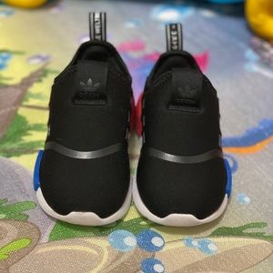 My sons gently worn shoes!